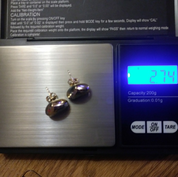 18K Saudi Gold Earring - Picture 7 of 7